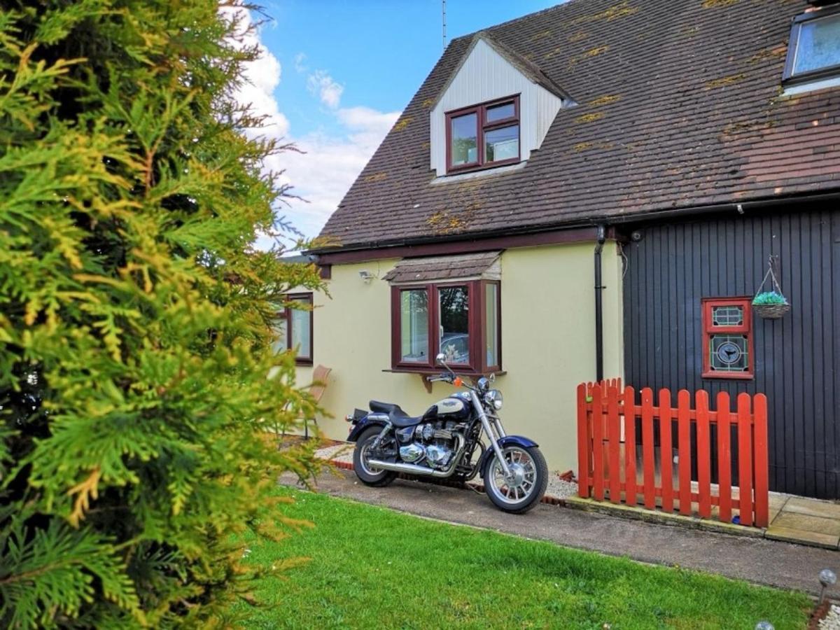 Chalet Cottages Streatley  Luaran gambar