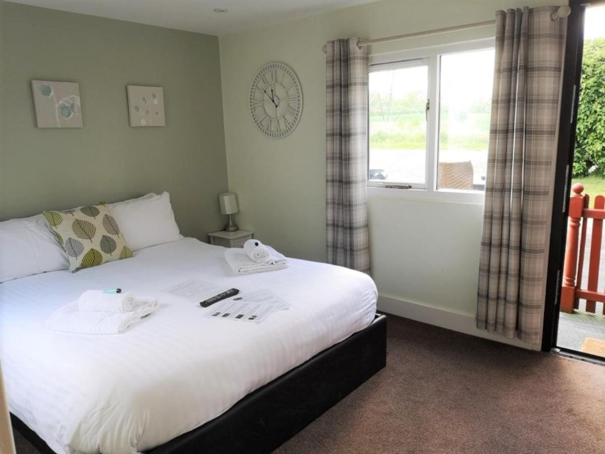 Chalet Cottages Streatley  Luaran gambar